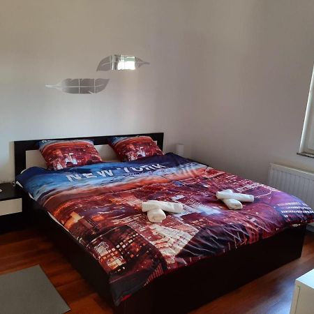 Апартаменти Apartman Eva Загреб Екстер'єр фото